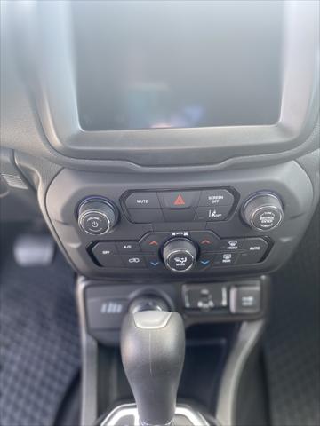 2022 Jeep Renegade RENEGADE ALTITUDE 4X4