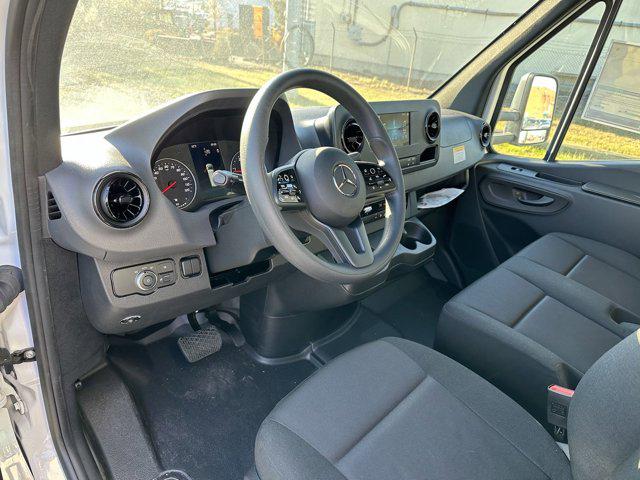 2023 Mercedes-Benz Sprinter 4500 Chassis Standard Roof 4-Cyl Diesel HO