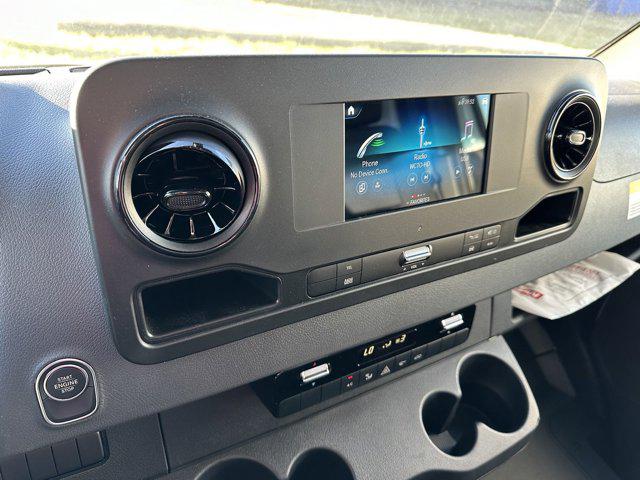 2023 Mercedes-Benz Sprinter 4500 Chassis Standard Roof 4-Cyl Diesel HO