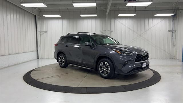 2021 Toyota Highlander XLE 2021 Toyota Highlander XLE
