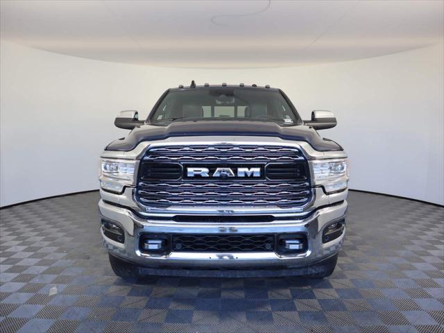 2022 RAM 3500 Limited Crew Cab 4x4 8 Box