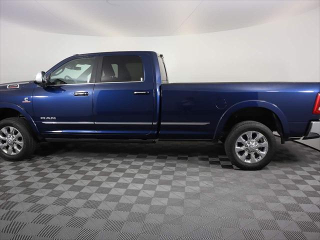 2022 RAM 3500 Limited Crew Cab 4x4 8 Box