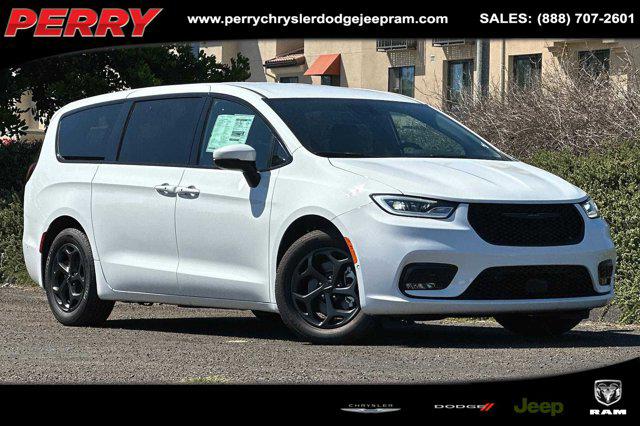 2023 Chrysler Pacifica Hybrid Touring L for sale in National City, CA