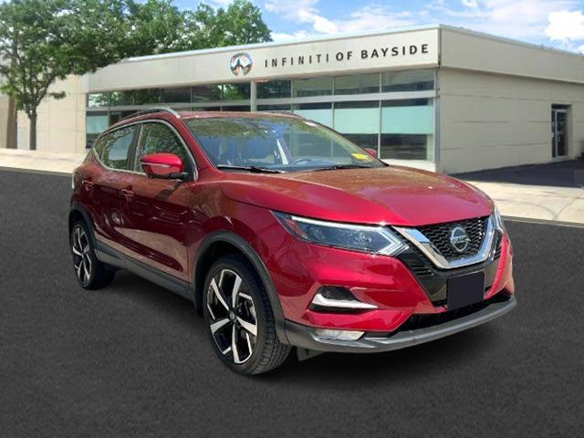 2020 Nissan Rogue Sport SL AWD Xtronic CVT [1]
