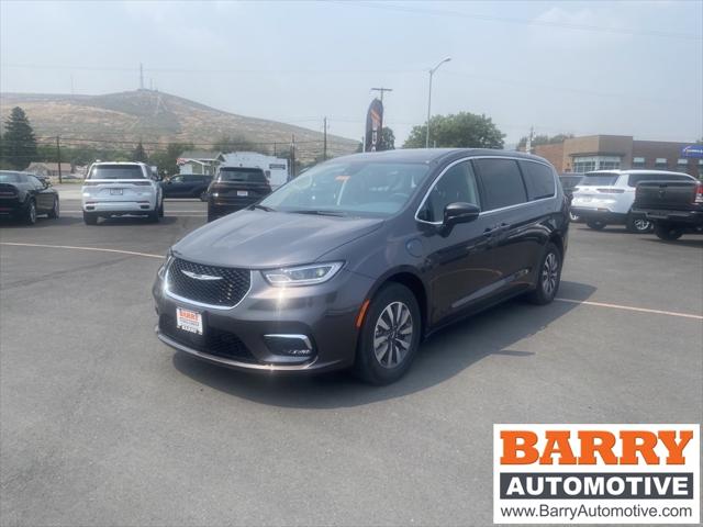 2023 Chrysler Pacifica Plug-In Hybrid PACIFICA PLUG-IN HYBRID TOURING L