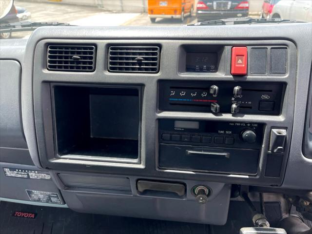 1997 Toyota 86 Toyoace Truck