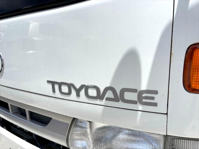 1997 Toyota 86 Toyoace Truck