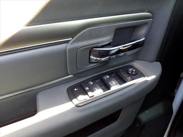 2020 Ram 1500 SLT Crew Cab 4x4 64 Box