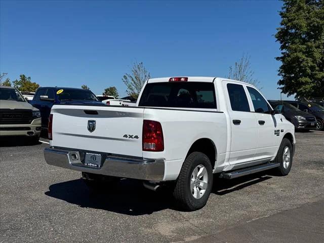 2022 RAM 1500 Classic Tradesman Crew Cab 4x4 57 Box