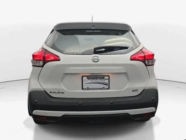 2020 Nissan Kicks SR Xtronic CVT
