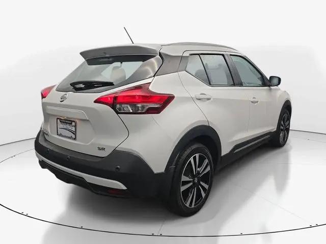 2020 Nissan Kicks SR Xtronic CVT
