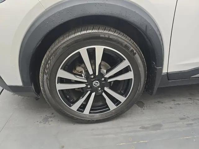 2020 Nissan Kicks SR Xtronic CVT