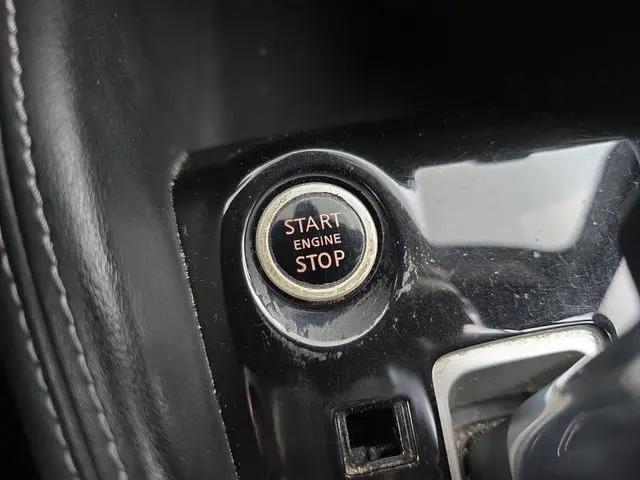 2020 Nissan Kicks SR Xtronic CVT