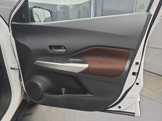 2020 Nissan Kicks SR Xtronic CVT