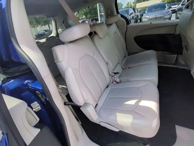 2019 Chrysler Pacifica Touring L