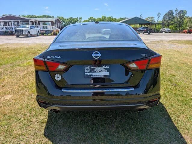 2021 Nissan Altima SR FWD