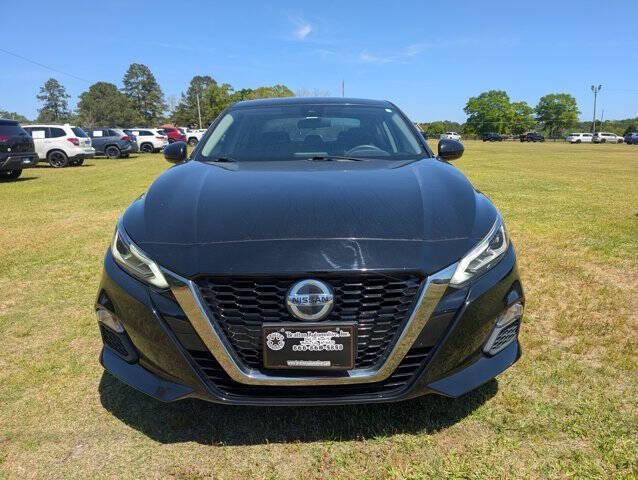 2021 Nissan Altima SR FWD