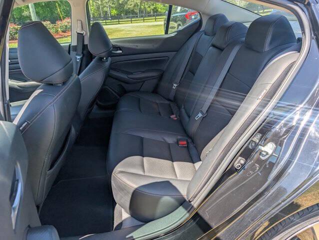 2021 Nissan Altima SR FWD