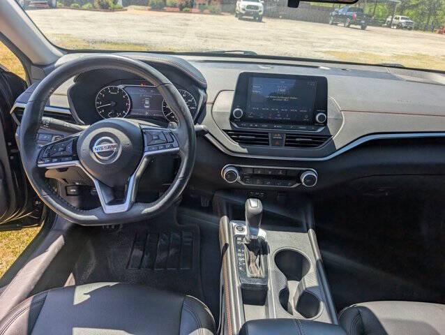 2021 Nissan Altima SR FWD