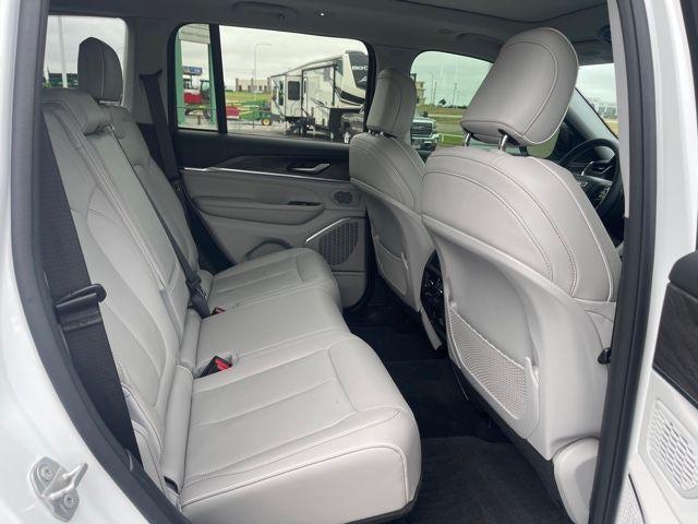 2023 Jeep Grand Cherokee Overland 4x4