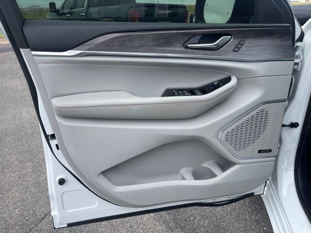 2023 Jeep Grand Cherokee Overland 4x4