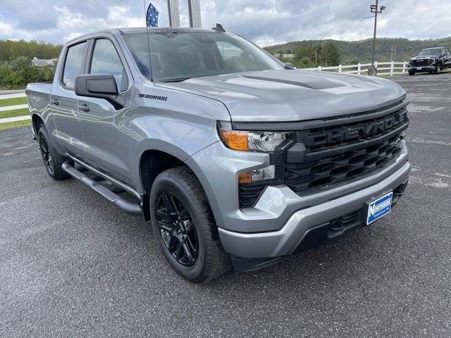 2023 Chevrolet Silverado 1500 4WD Crew Cab Short Bed Custom