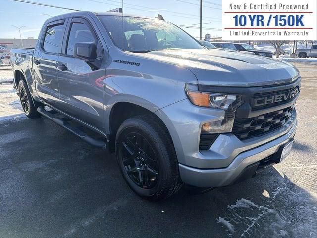 2023 Chevrolet Silverado 1500 4WD Crew Cab Short Bed Custom