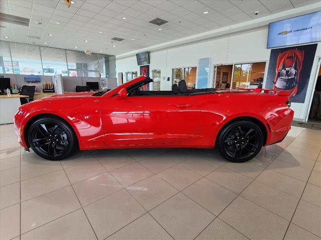 2023 Chevrolet Camaro RWD Convertible 2LT