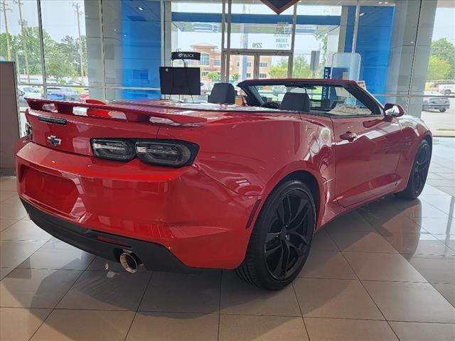 2023 Chevrolet Camaro RWD Convertible 2LT