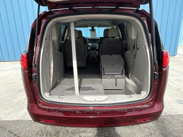 2020 Chrysler Voyager LXI