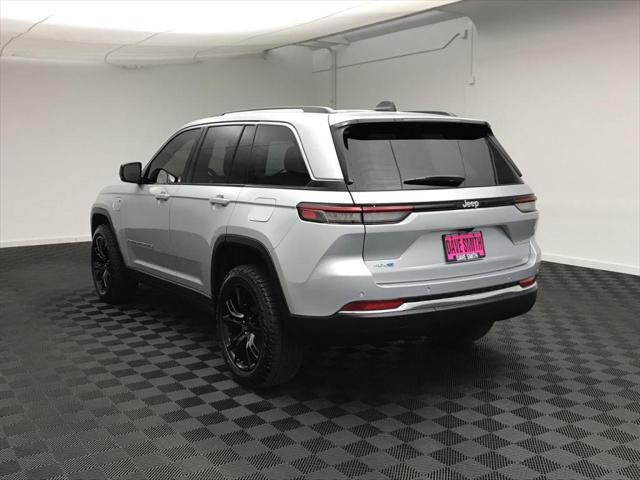 2022 Jeep Grand Cherokee 4xe Limited 4x4 2022 Jeep Grand Cherokee 4xe Limited 4x4