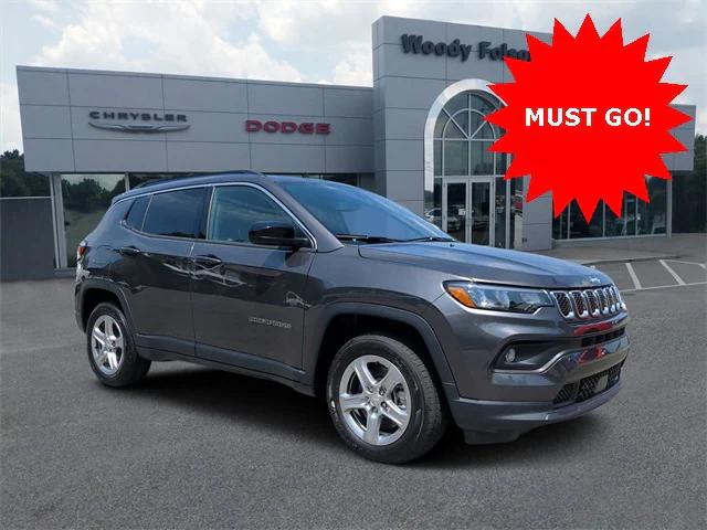 2023 Jeep Compass COMPASS LATITUDE 4X4