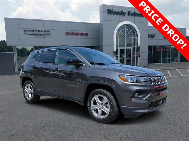 2023 Jeep Compass COMPASS LATITUDE 4X4