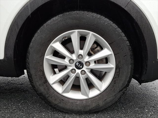 2019 Kia Sorento 3.3L LX