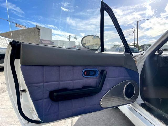 1996 Mazda 323 Miata Eunos Roadster VR Limited Combination
