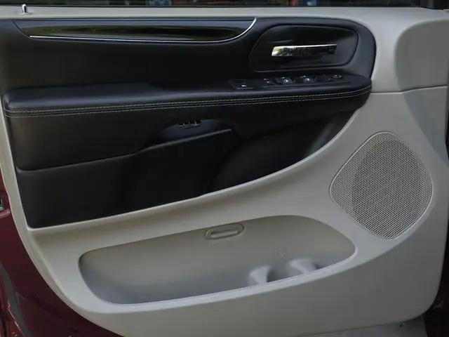 2020 Dodge Grand Caravan SXT