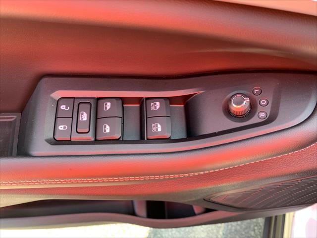 2023 Jeep Grand Cherokee GRAND CHEROKEE L LIMITED 4X4