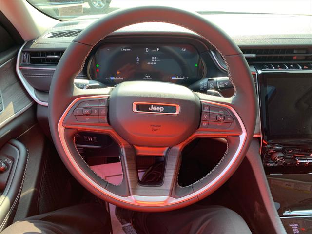 2023 Jeep Grand Cherokee GRAND CHEROKEE L LIMITED 4X4