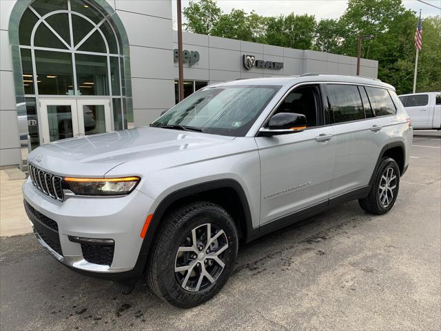 2023 Jeep Grand Cherokee GRAND CHEROKEE L LIMITED 4X4