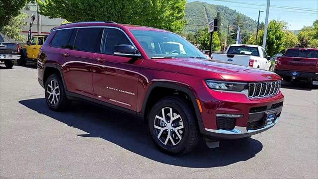 2023 Jeep Grand Cherokee GRAND CHEROKEE L LIMITED 4X4