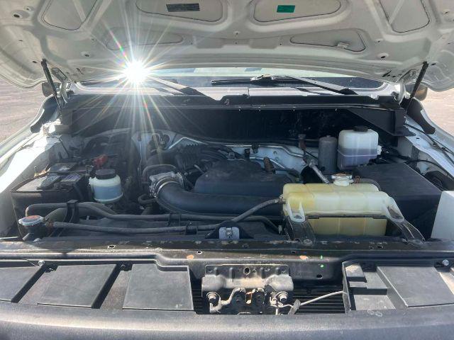 2016 Nissan 2500 S V6