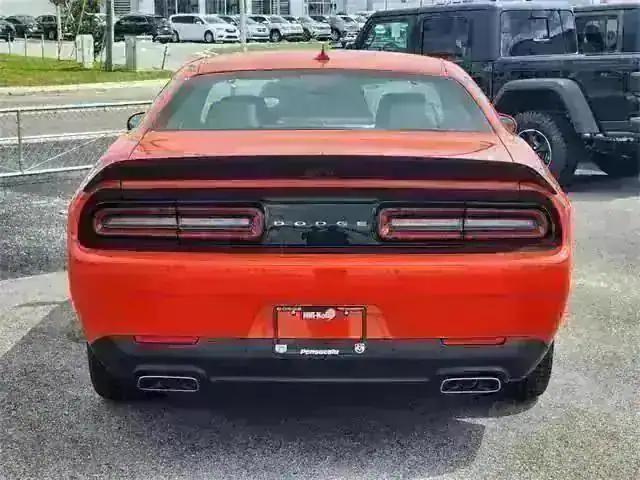 2023 Dodge Challenger CHALLENGER R/T SCAT PACK