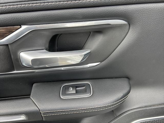 2020 RAM 1500 Laramie Crew Cab 4x4 64 Box