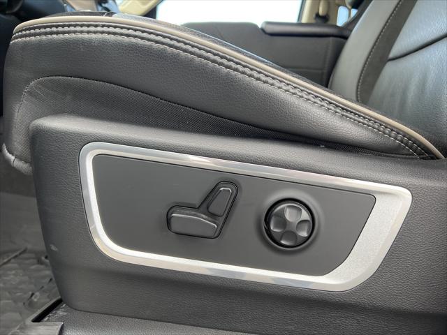 2020 RAM 1500 Laramie Crew Cab 4x4 64 Box