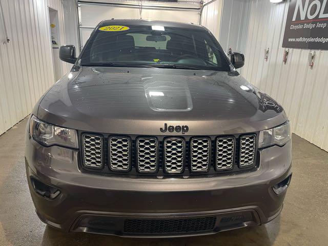 2021 Jeep Grand Cherokee Laredo X 4x4
