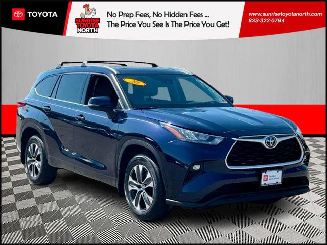 2020 Toyota Highlander XLE's photo