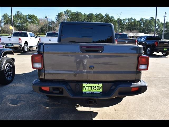 2021 Jeep Gladiator Willys 4x4