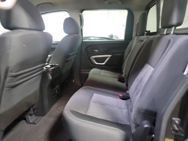 2021 Nissan Titan Crew Cab SV 4x4