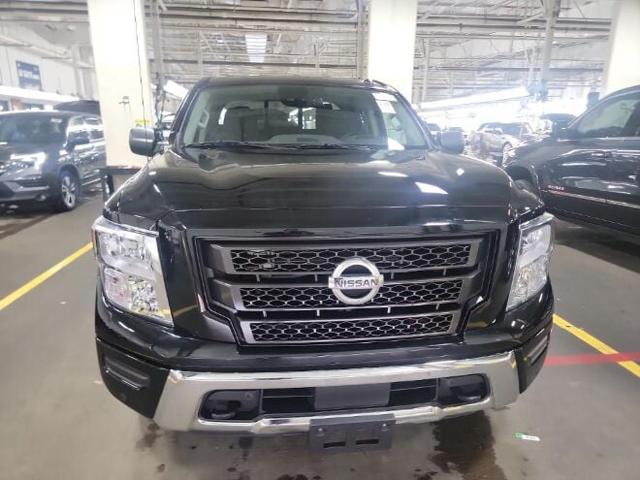 2021 Nissan Titan Crew Cab SV 4x4