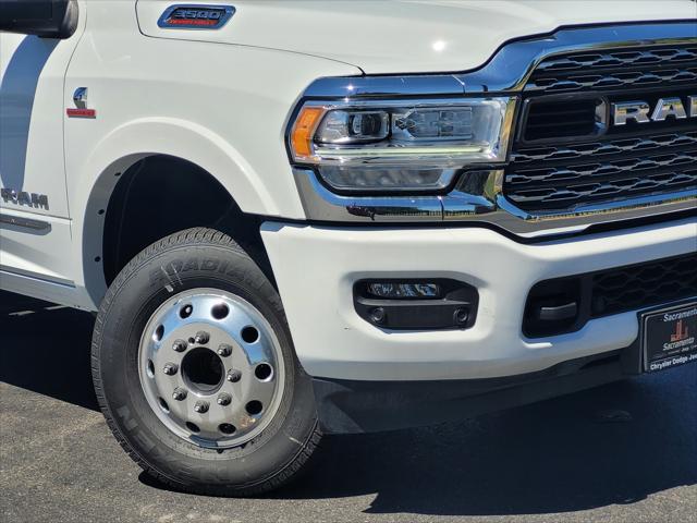 2023 RAM Ram 3500 Chassis Cab RAM 3500 LIMITED CREW CAB CHASSIS 4X4 60 CA
